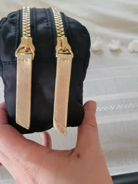 Primark | Chevron quilted double-zip makeup bag | Black/Gold | OS - Picture 6 of 10